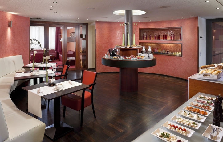 Imagen de la habitación del Hotel Melia Berlin. Foto 9