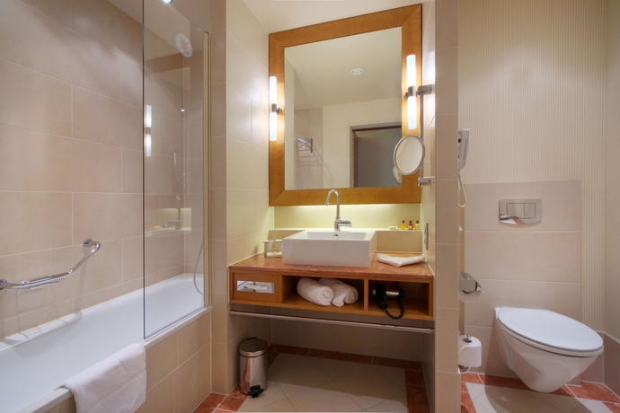 Imagen de la habitación del Hotel Melia Berlin. Foto 10