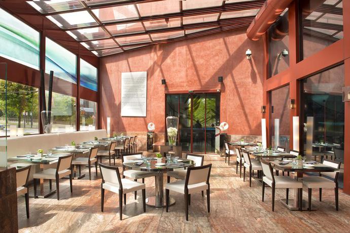 Imagen general del Hotel Melia Bilbao. Foto 10