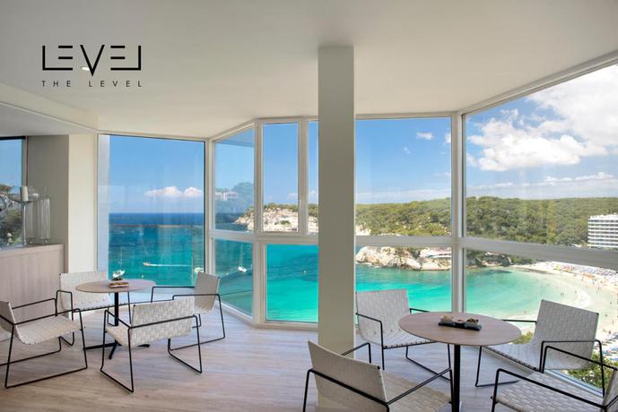 Imagen del bar/restaurante del Hotel Melia Cala Galdana - Menorca. Foto 4