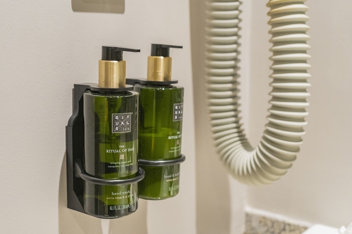 Imagen de la habitación del Hotel Melia Castelo Branco. Foto 8