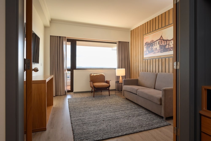 Imagen de la habitación del Hotel Melia Castelo Branco. Foto 10