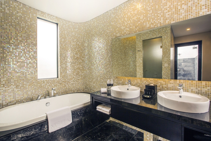 Imagen de la habitación del Hotel Melia Danang Beach Resort. Foto 2