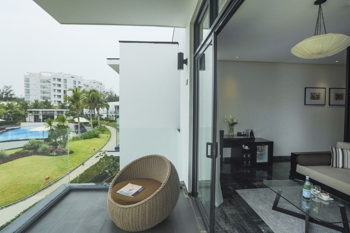 Imagen de los exteriores del Hotel Melia Danang Beach Resort. Foto 5