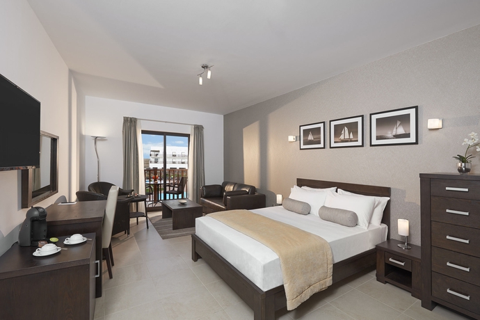 Imagen de la habitación del Hotel Melia Dunas Beach Resort and Spa. Foto 7