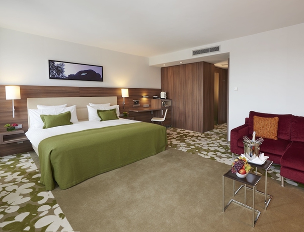 Imagen de la habitación del Hotel Melia Düsseldorf. Foto 15