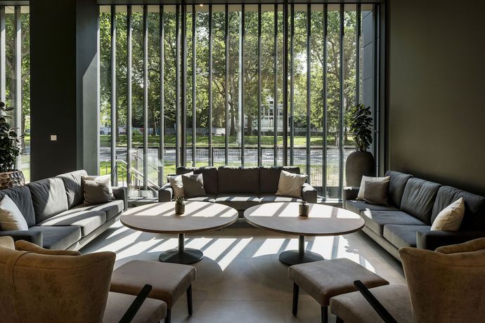 Imagen de los interiores del Hotel Melia Frankfurt City. Foto 9