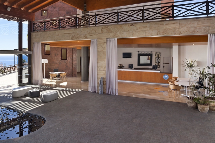 Imagen de los interiores del Hotel Melia Jardines Del Teide - Adults Only. Foto 10