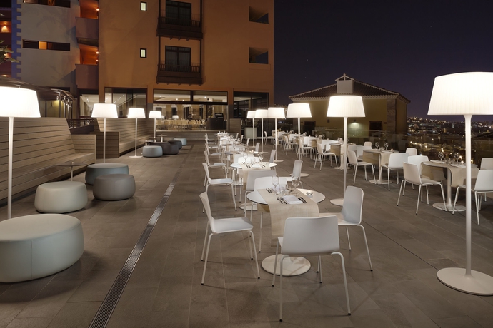 Imagen de los exteriores del Hotel Melia Jardines Del Teide - Adults Only. Foto 9
