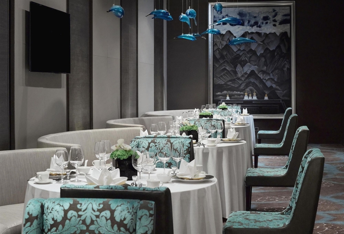 Imagen del bar/restaurante del Hotel Melia Jinan. Foto 3