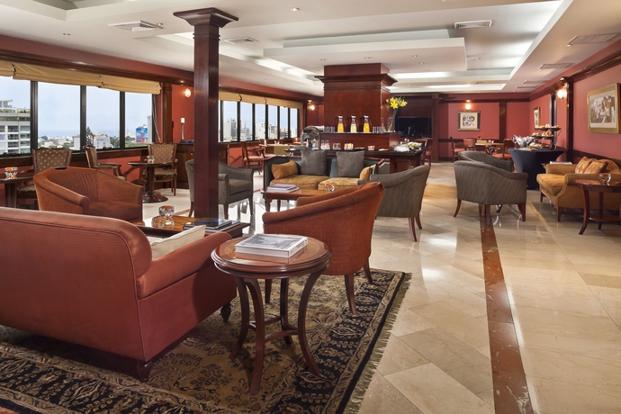 Imagen del bar/restaurante del Hotel Melia Lima. Foto 4