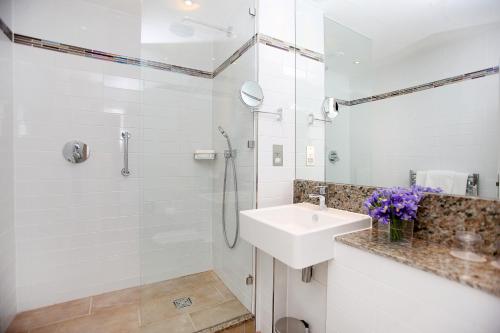 Imagen de la habitación del Hotel Melia London Kensington a Melia Collection. Foto 7