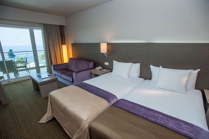 Imagen de la habitación del Hotel Melia Madeira Mare. Foto 7