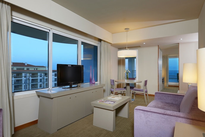 Imagen de la habitación del Hotel Melia Madeira Mare. Foto 17