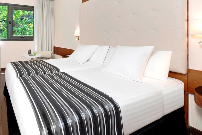 Imagen de la habitación del Hotel Melia Madrid Serrano. Foto 3