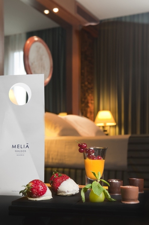 Imagen de la habitación del Hotel Melia Madrid Serrano. Foto 15