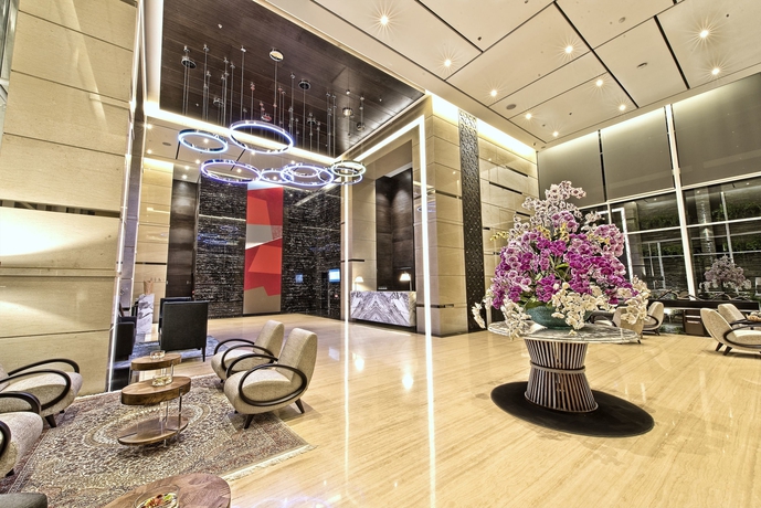 Imagen de los interiores del Hotel Melia Makassar. Foto 13