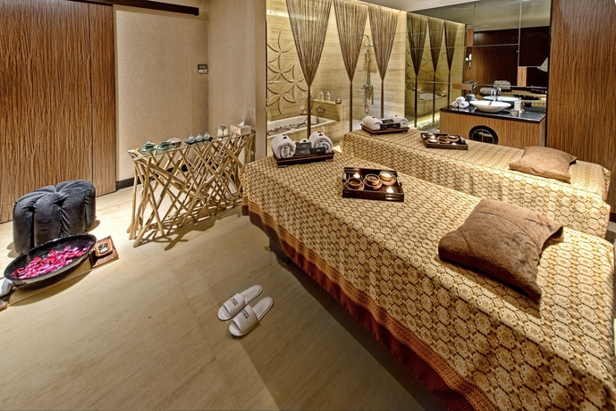 Imagen de los interiores del Hotel Melia Makassar. Foto 14