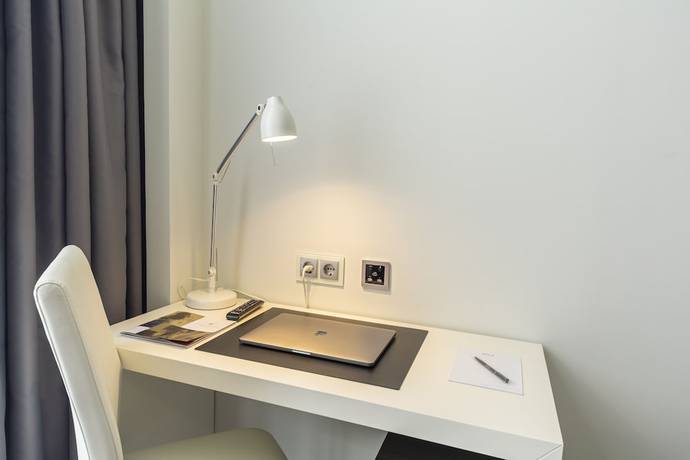 Imagen de la habitación del Hotel Melia Maputo Sky. Foto 7