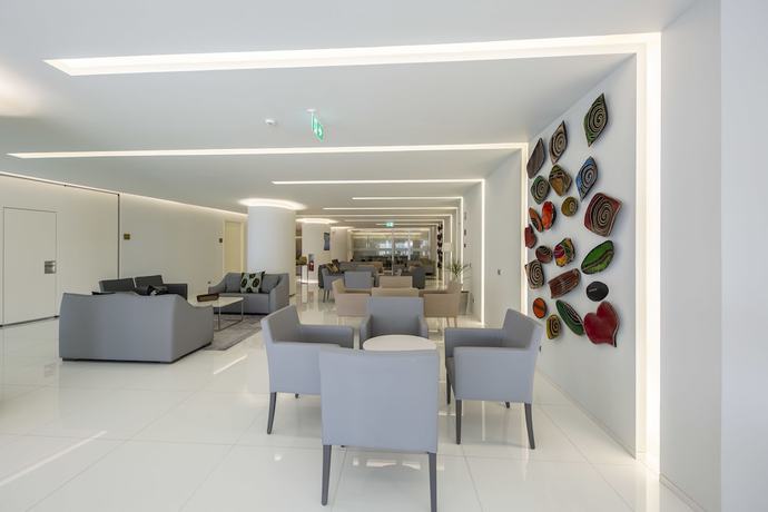 Imagen de los interiores del Hotel Melia Maputo Sky. Foto 19
