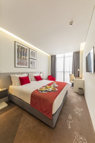 Imagen de la habitación del Hotel Melia Maputo Sky. Foto 11