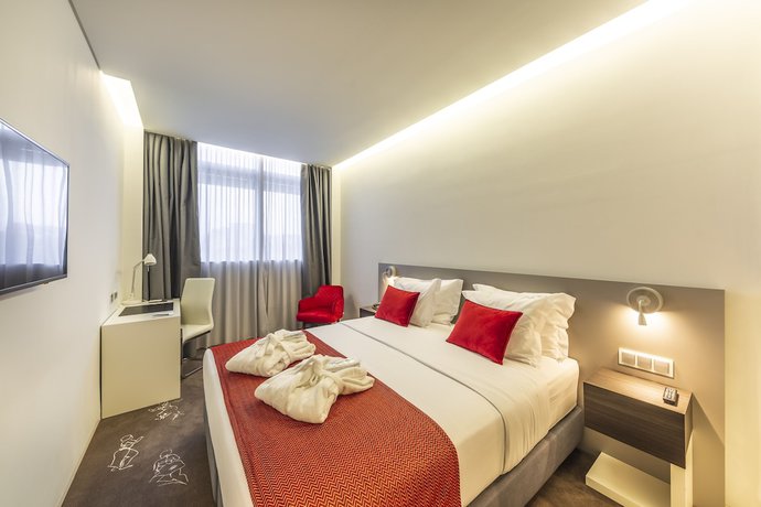 Imagen de la habitación del Hotel Melia Maputo Sky. Foto 14