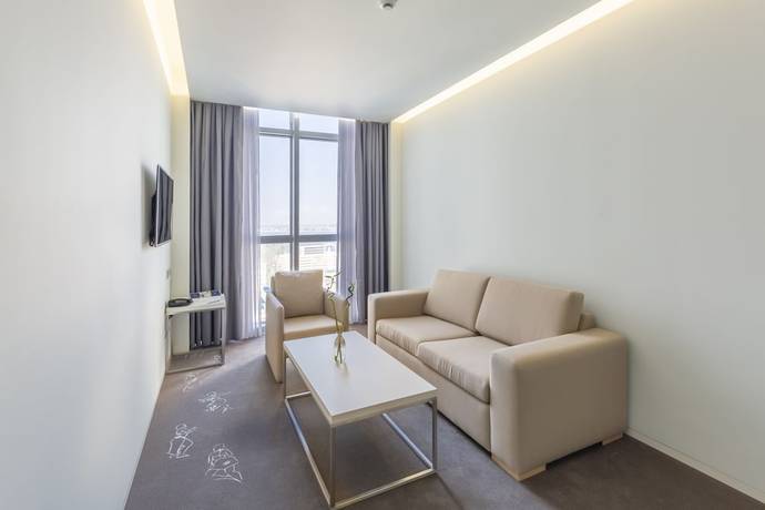 Imagen de la habitación del Hotel Melia Maputo Sky. Foto 15