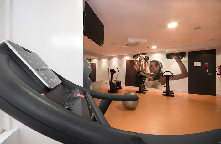 Imagen de los interiores del Hotel Melia Maria Pita. Foto 14