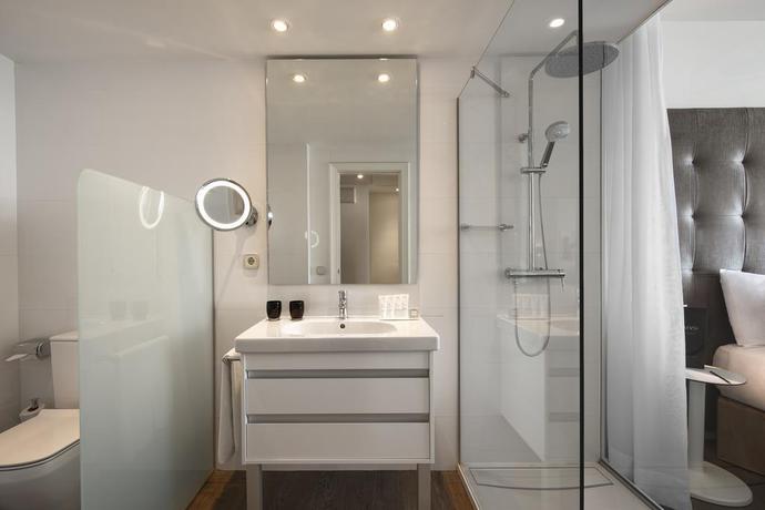 Imagen de la habitación del Hotel Melia Palma Marina. Foto 6