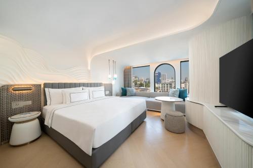 Imagen de la habitación del Hotel Melia Pattaya. Foto 10