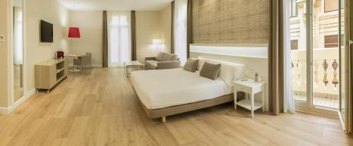 Imagen de la habitación del Hotel Melia Plaza. Foto 17