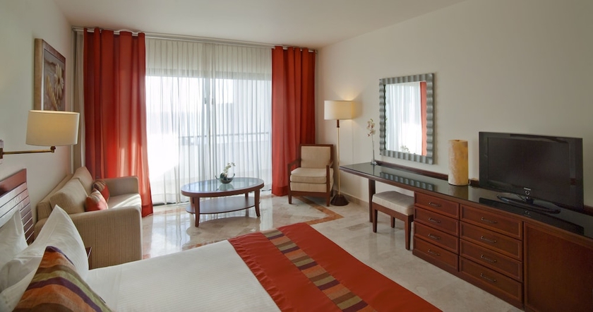 Imagen de la habitación del Hotel Melia Puerto Vallarta. Foto 14