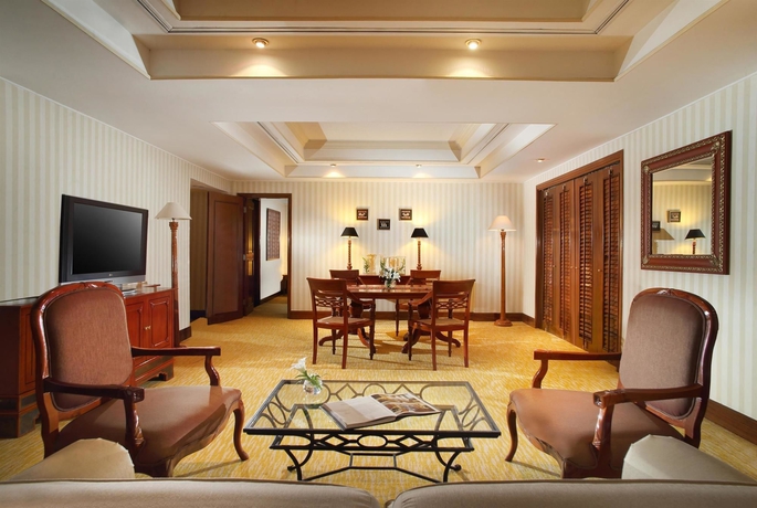 Imagen de la habitación del Hotel Melia Purosani Yogyakarta. Foto 11