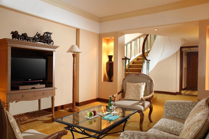 Imagen de la habitación del Hotel Melia Purosani Yogyakarta. Foto 12