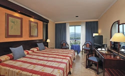 Imagen de la habitación del Hotel Melia Santiago de Cuba. Foto 3