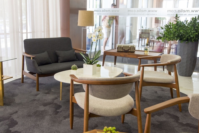 Imagen del bar/restaurante del Hotel Melia Setubal. Foto 6