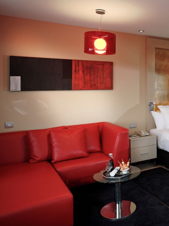 Imagen de la habitación del Hotel Melia Sevilla. Foto 5