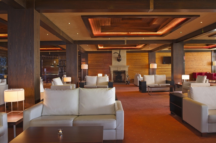 Imagen del bar/restaurante del Hotel Melia Sierra Nevada. Foto 5