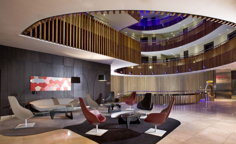 Imagen de los interiores del Hotel Melia Sol Y Nieve. Foto 13