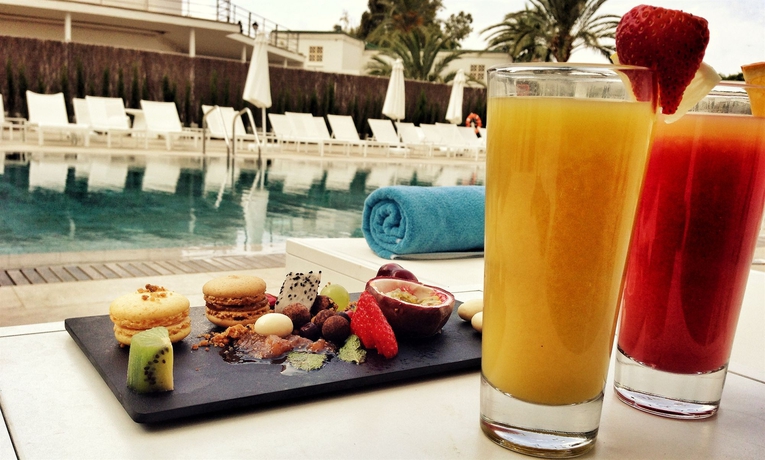 Imagen del bar/restaurante del Hotel Melia South Beach. Foto 3