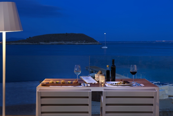 Imagen del bar/restaurante del Hotel Melia South Beach. Foto 5