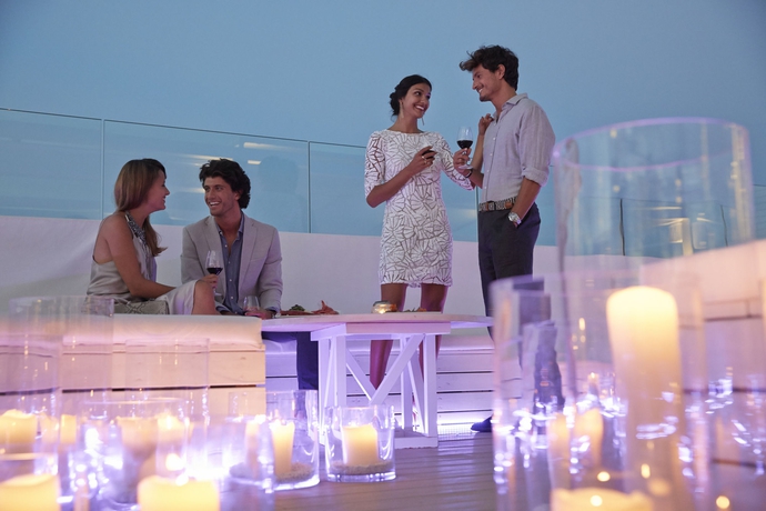 Imagen del bar/restaurante del Hotel Melia South Beach. Foto 6