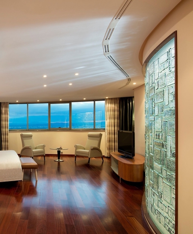 Imagen de la habitación del Hotel Melia Valencia. Foto 9