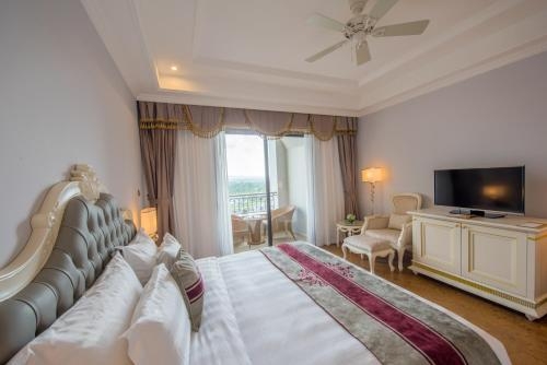 Imagen de la habitación del Hotel Melia Vinpearl Cua Hoi Beach Resort. Foto 6