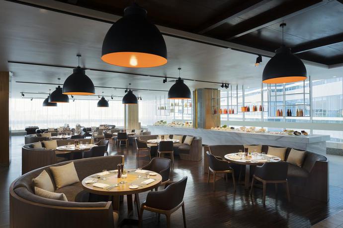 Imagen del bar/restaurante del Hotel Melia Yangon. Foto 2