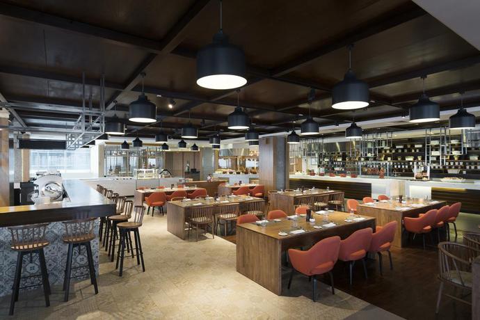 Imagen del bar/restaurante del Hotel Melia Yangon. Foto 3