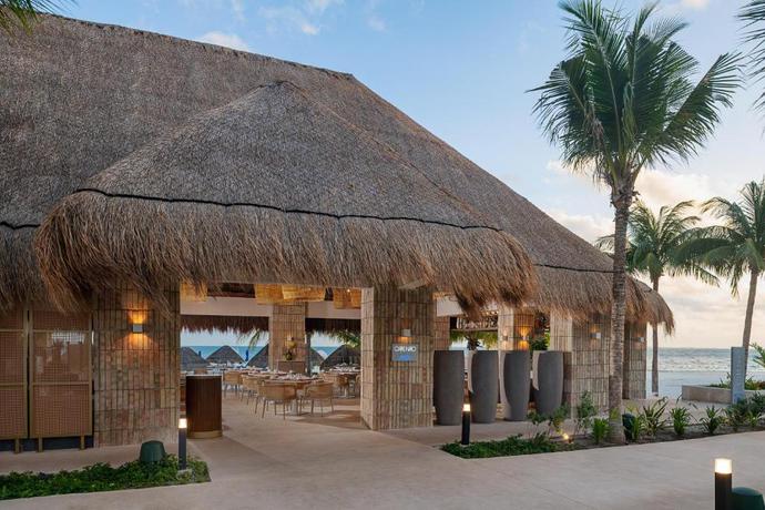 Imagen de los exteriores del Hotel Meli&aacute; Casa Maya Canc&uacute;n. Foto 27