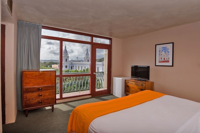 Imagen de la habitación del Hotel Meli&aacute; Century Ponce. Foto 2