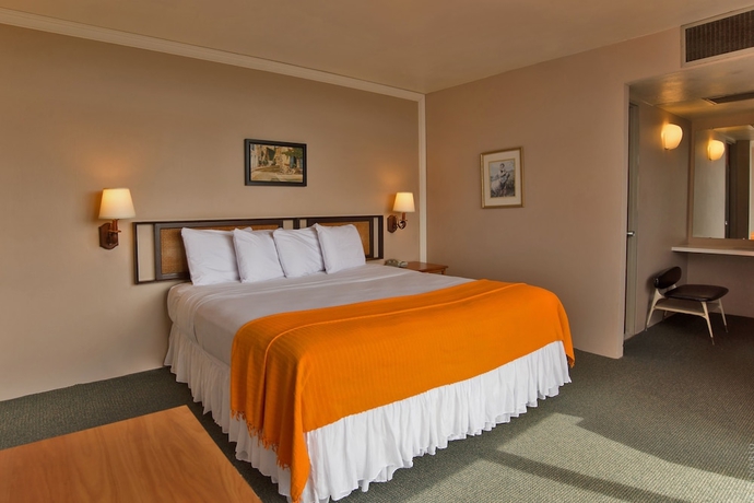 Imagen de la habitación del Hotel Meli&aacute; Century Ponce. Foto 3