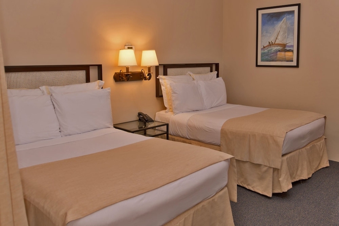 Imagen de la habitación del Hotel Meli&aacute; Century Ponce. Foto 14